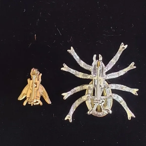 **bling** Spider And Bee Brooches pins jewelry - Picture 2 of 12
